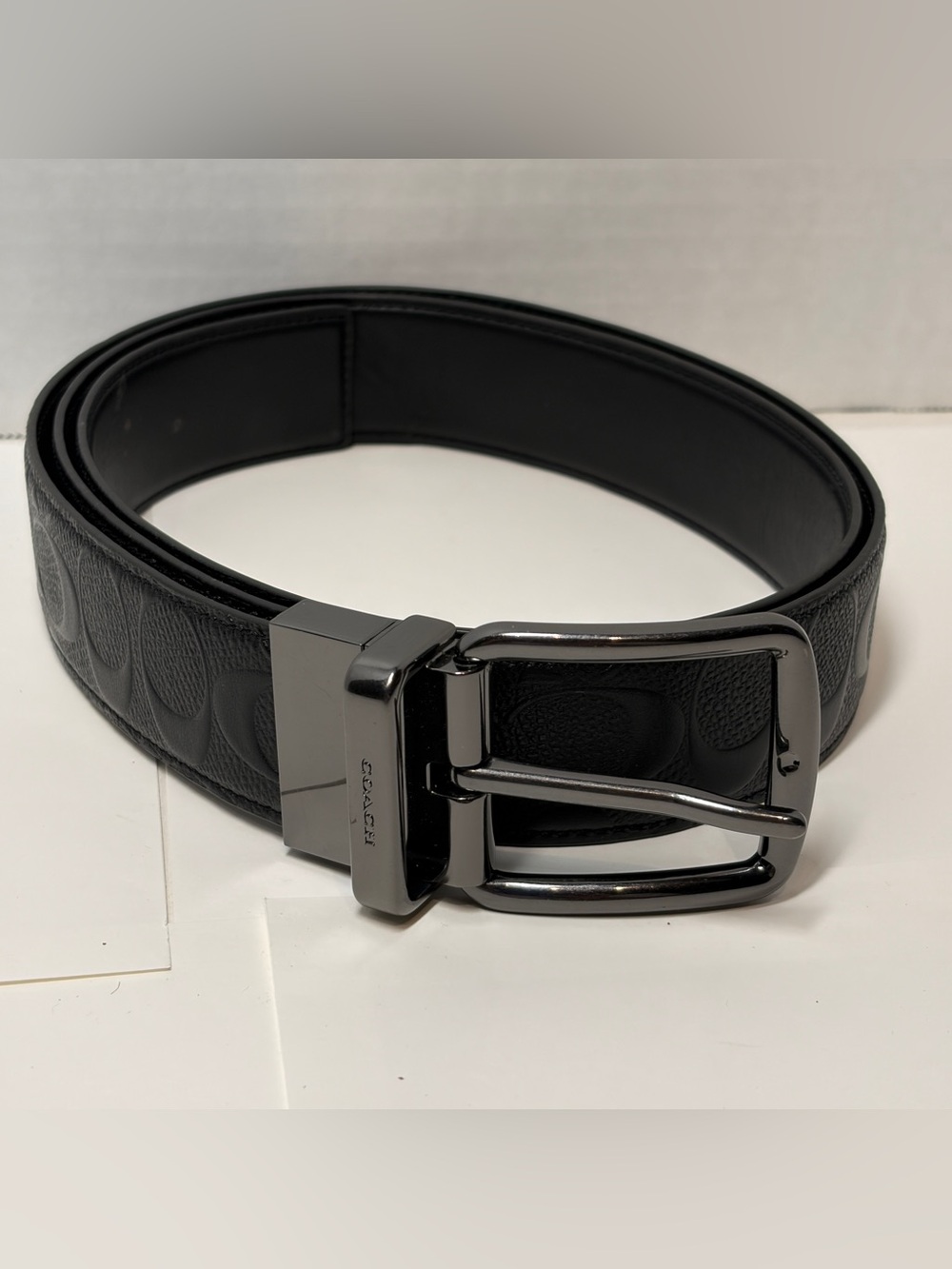 Men’s COACH Reversible SIGNATURE “C” Embossed Black Leather Belt Size 50